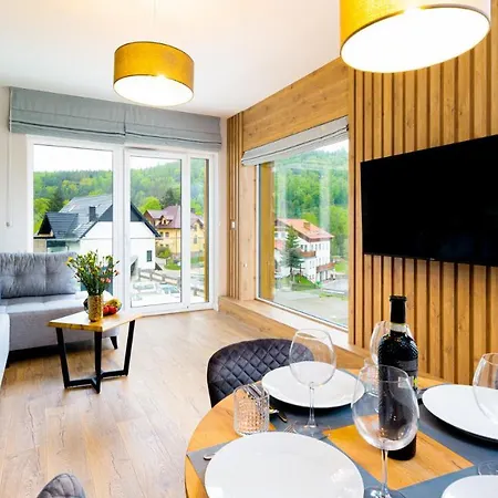 Apartment Wonder Hillside Tuz: Mountain View With Playground Karpacz